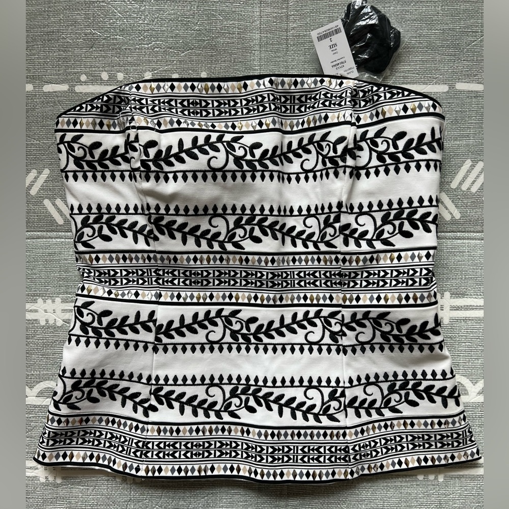 White House Black Market Genevive Bustier Top- sz/2